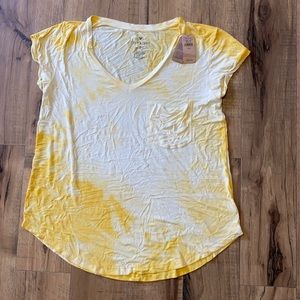 American Eagle Soft & Sexy Tee size Medium